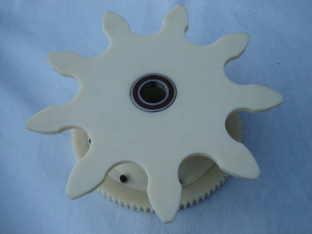 9-Teeth sprocket w/ friction teeth